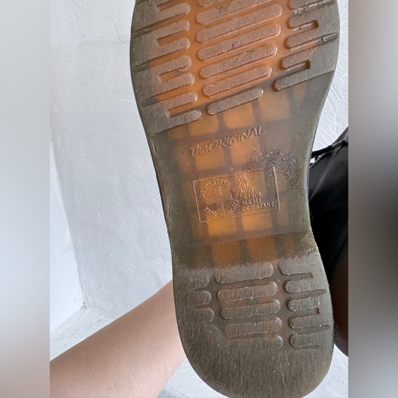 Dr. Martens 1460 smooth black leather 8-eye boot - Picture 10 of 11